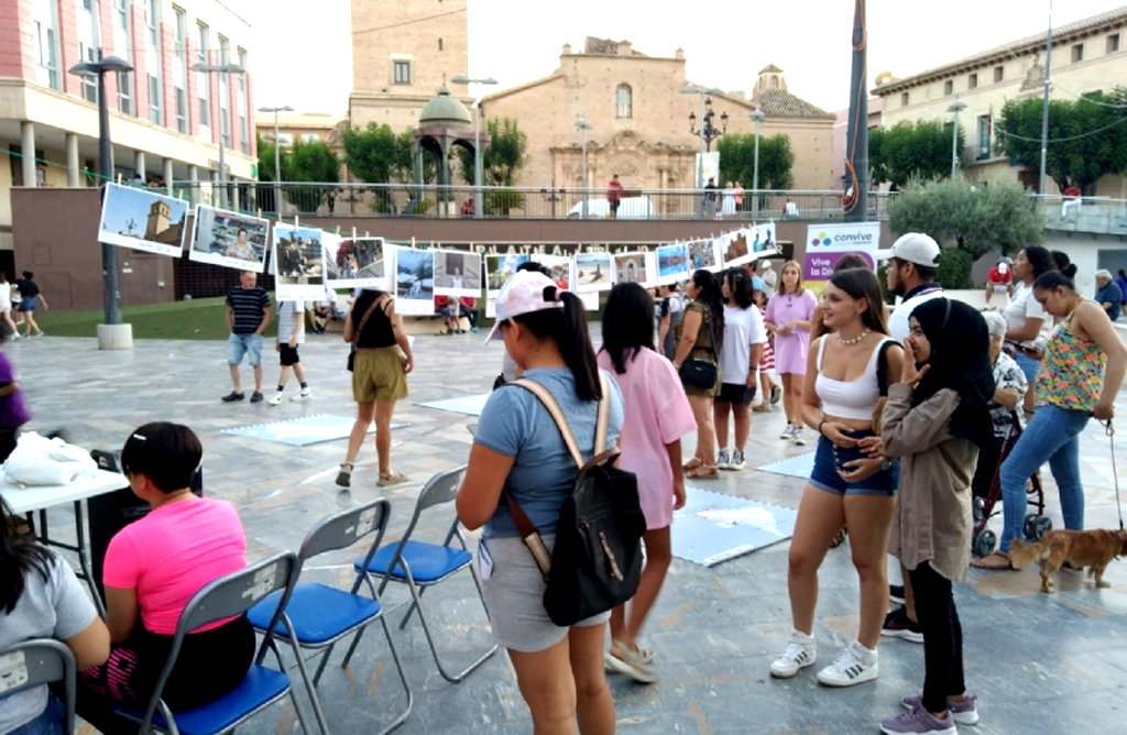 Unas 150 personas participan en la actividad Culturas en la calle 